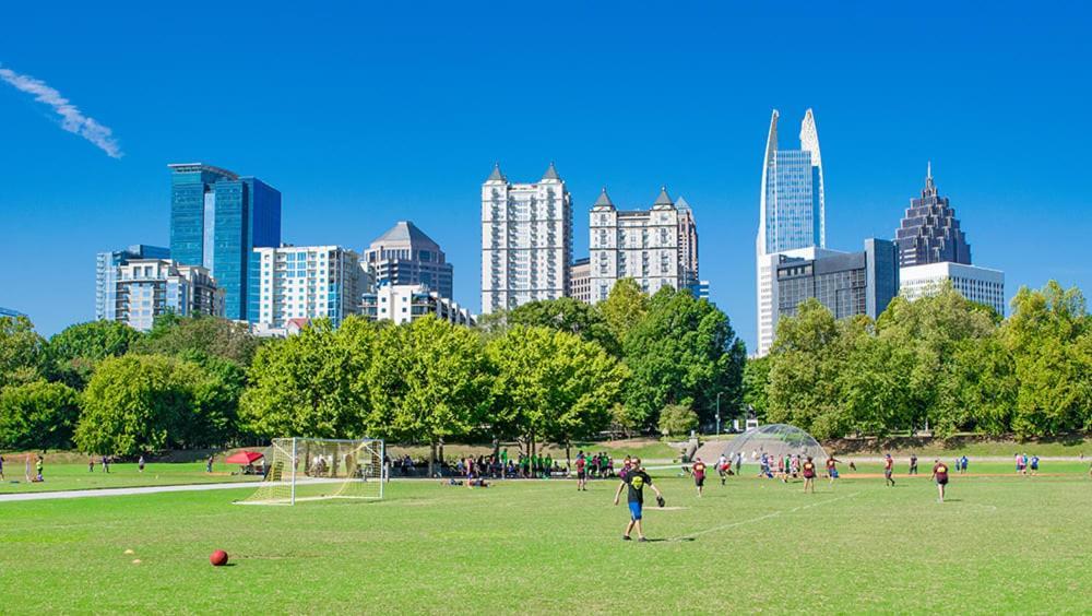 Angelic Central Midtown Home One Block From Piedmont Park Атланта Екстер'єр фото